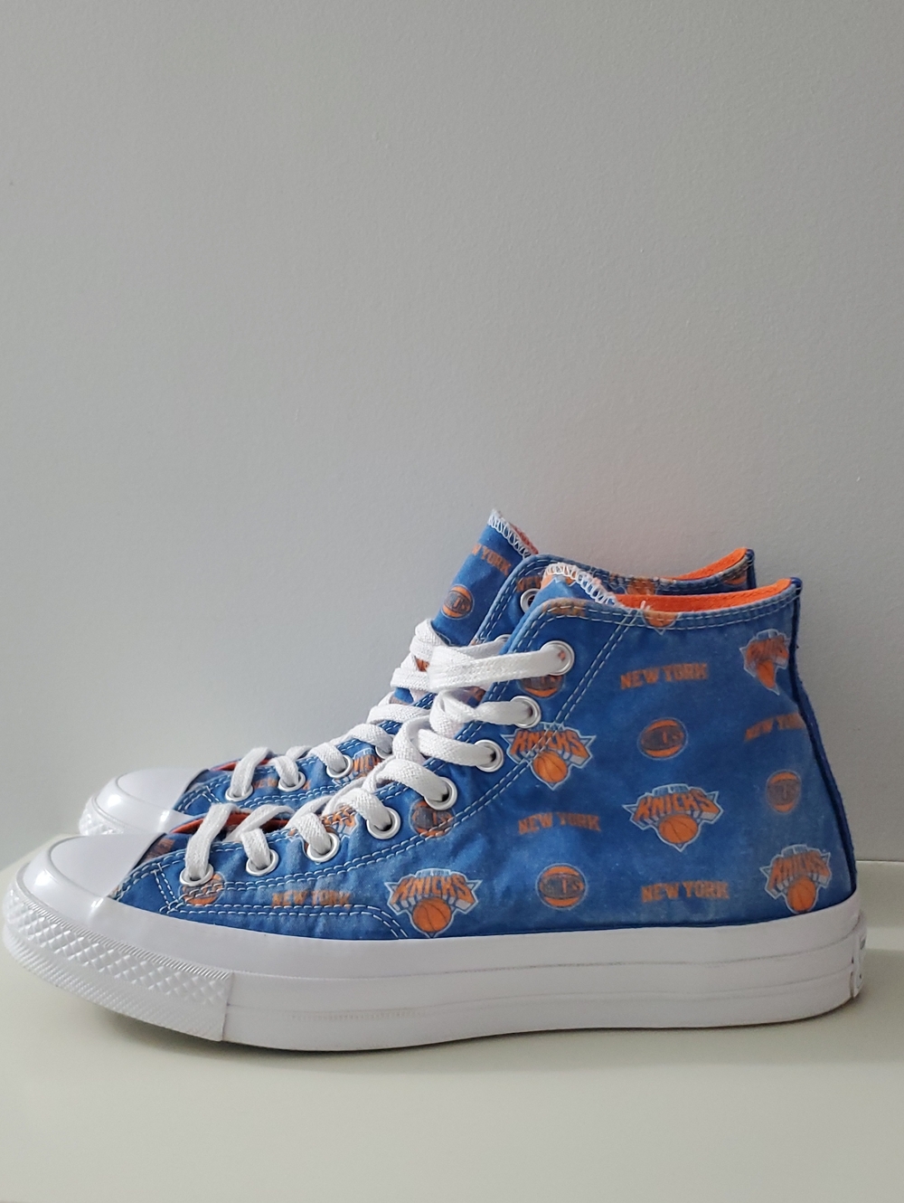 Converse All Star Chuck Taylor New York Knicks High-Top Sneakers Unisex Size 10